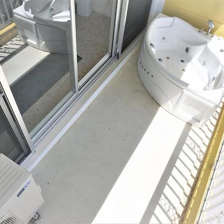 Okinawa Ocean Front Hotell Chatan Eksteriør bilde